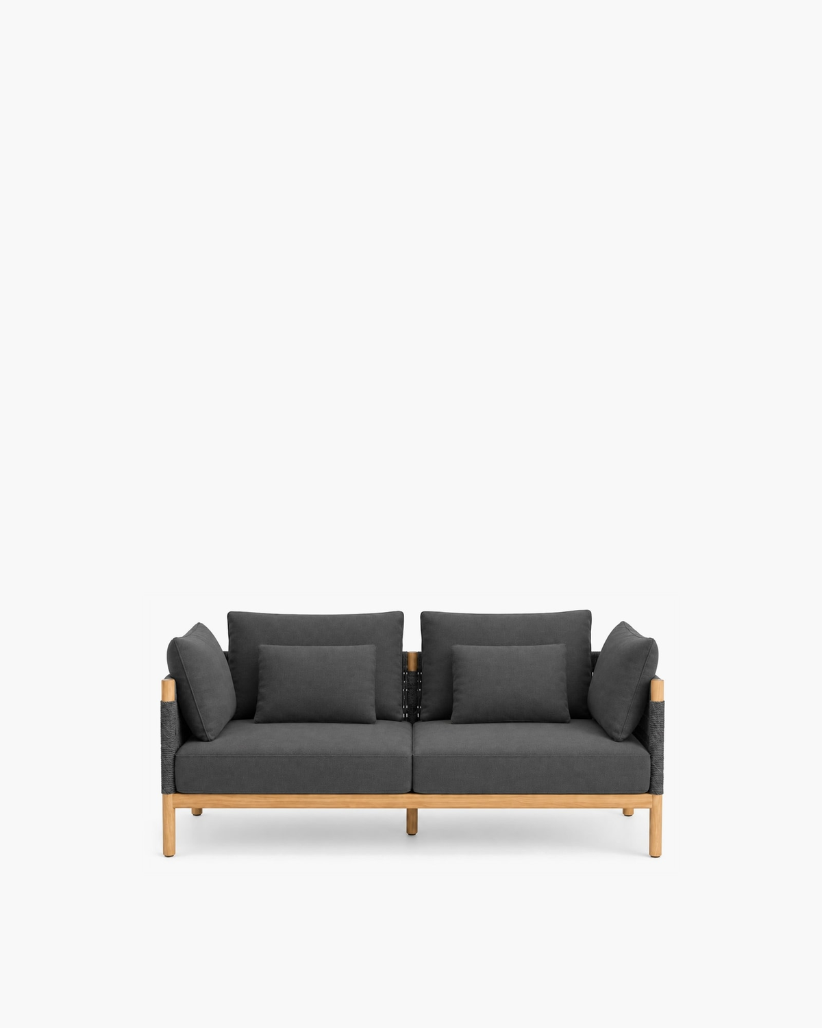 Ithaca Sofa, 152 cm, supplier-matched studio view