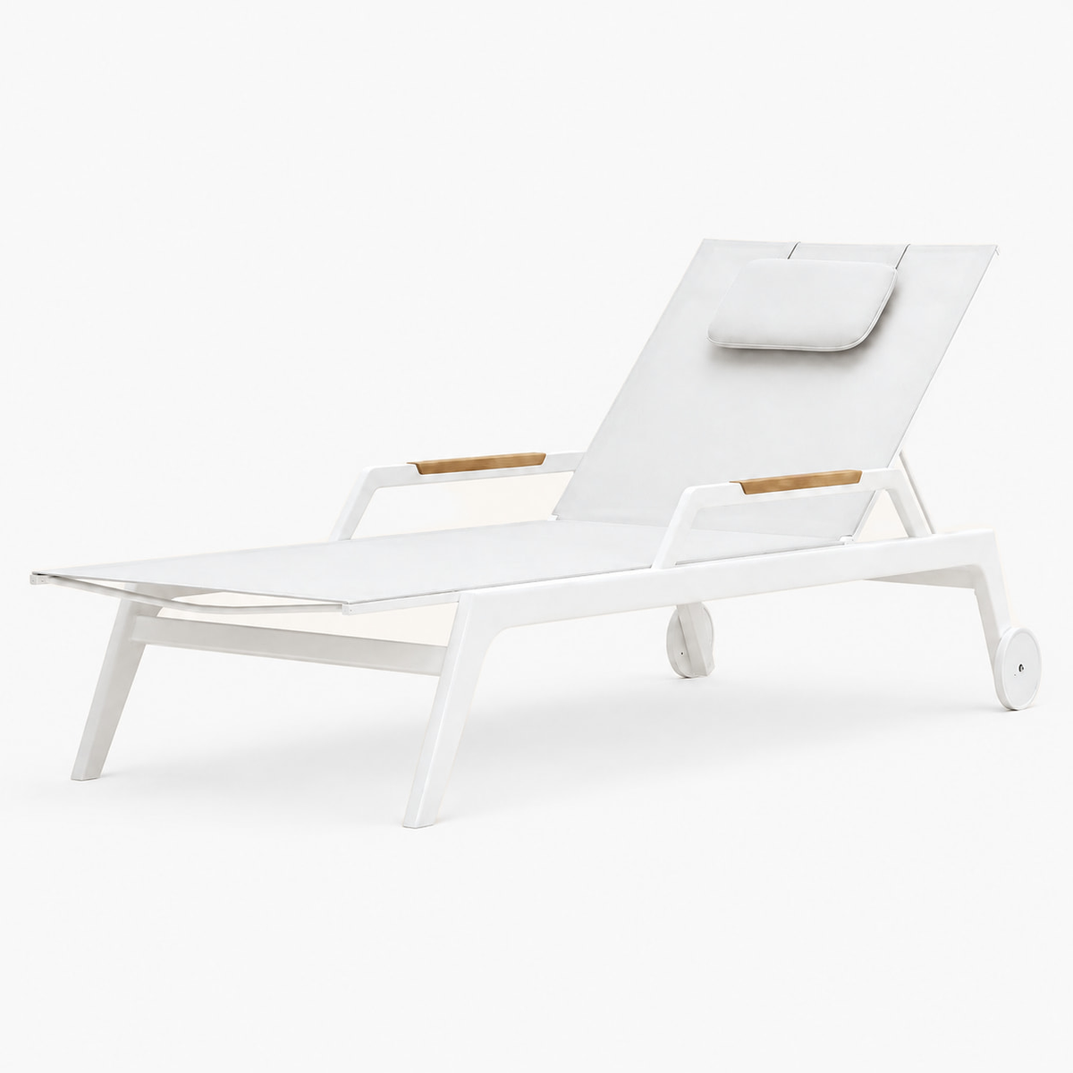 Faro Sun Lounger, supplier-matched studio view
