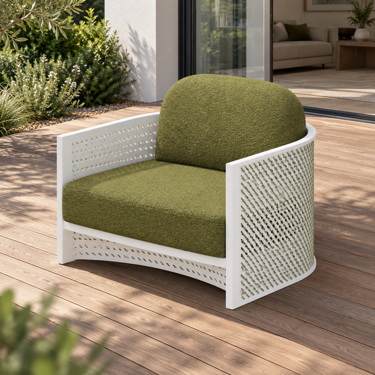 Luna aluminium lounge chair, right diagonal view on a home deck