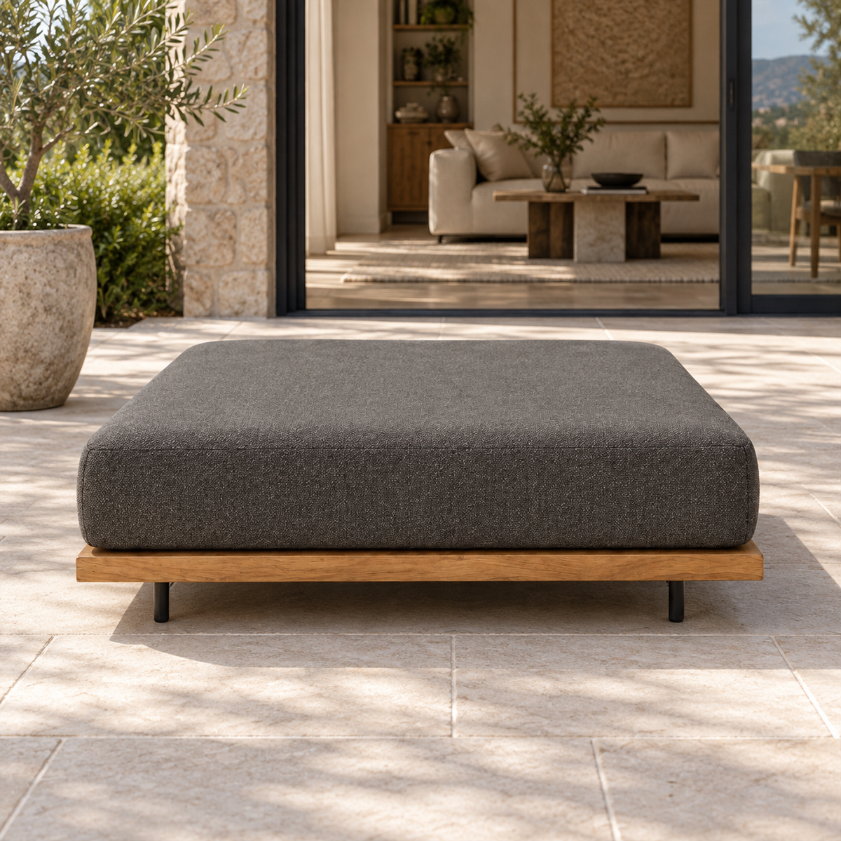 Lifestyle view: Ravello Ottoman in a furnished setting