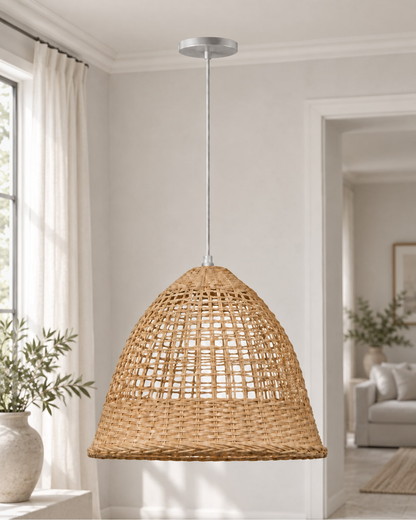 Cannella Pendant, Coolie in a styled setting